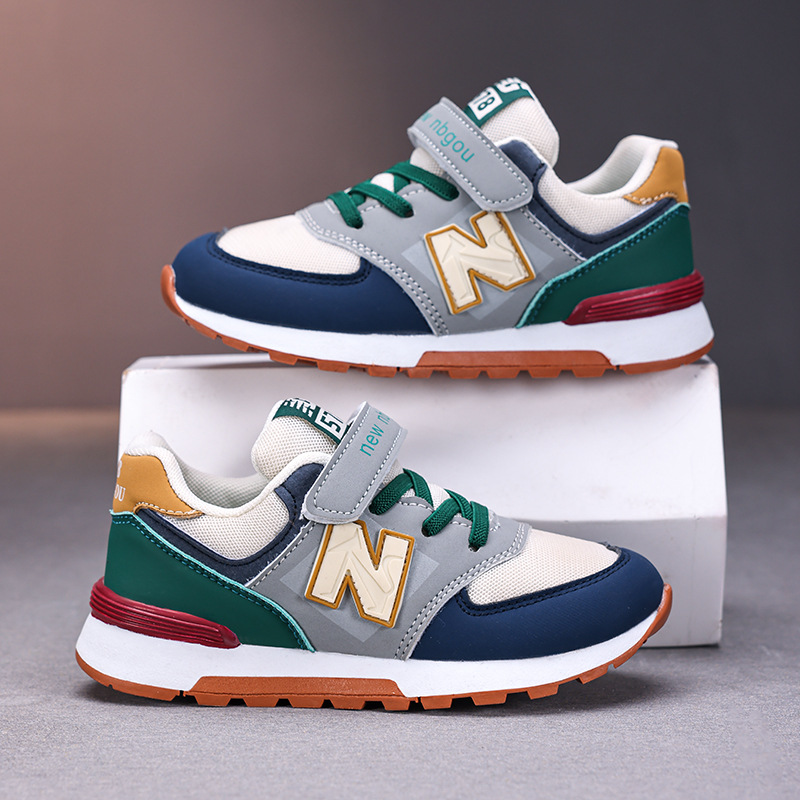 Picture of New autumn boys' sneakers mesh non-slip and wear-resistant children's sneakers fashion cross-border student sneakers trend
