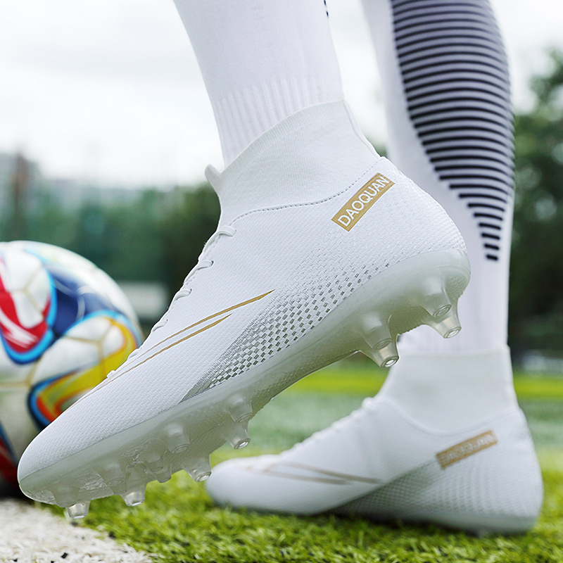Picture of Summer and Autumn Football Shoes for Boys and Girls, High-Top Broken Nails, Long Spikes, Competition Shoes, Fashionable Sports Shoes, Football Shoes, Children's Shoes