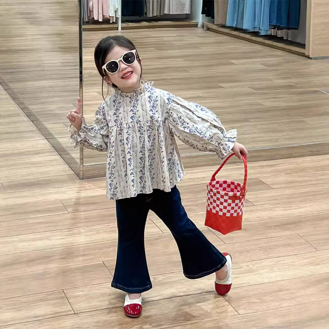 Picture of Girl's Floral Shirt 2024 Autumn Western-style Floral Auriculariar Collar Top Doll Shirt Stretch Denim Flared Pants