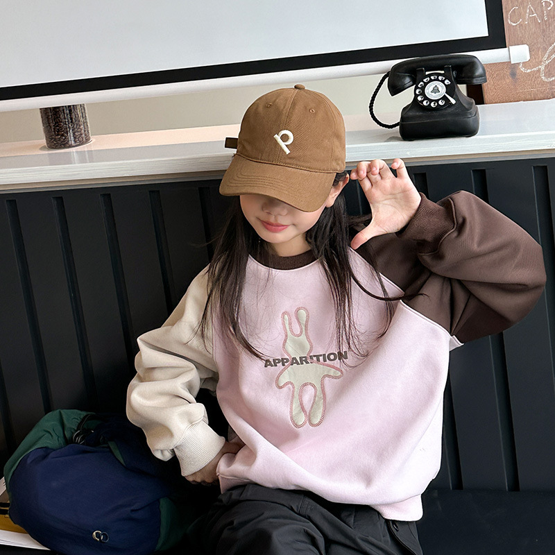Picture of Girls' Sweatshirt Autumn and Winter 2025 New Middle and Large Children's Loose Round Neck Cartoon Children's Casual Long Sleeve Top Winter fleece-lined