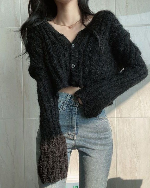 Korean chic pre-autumn versatile V-neck single-breasted warm long sleeve short knitted cardigan soft glutinous sweater for women