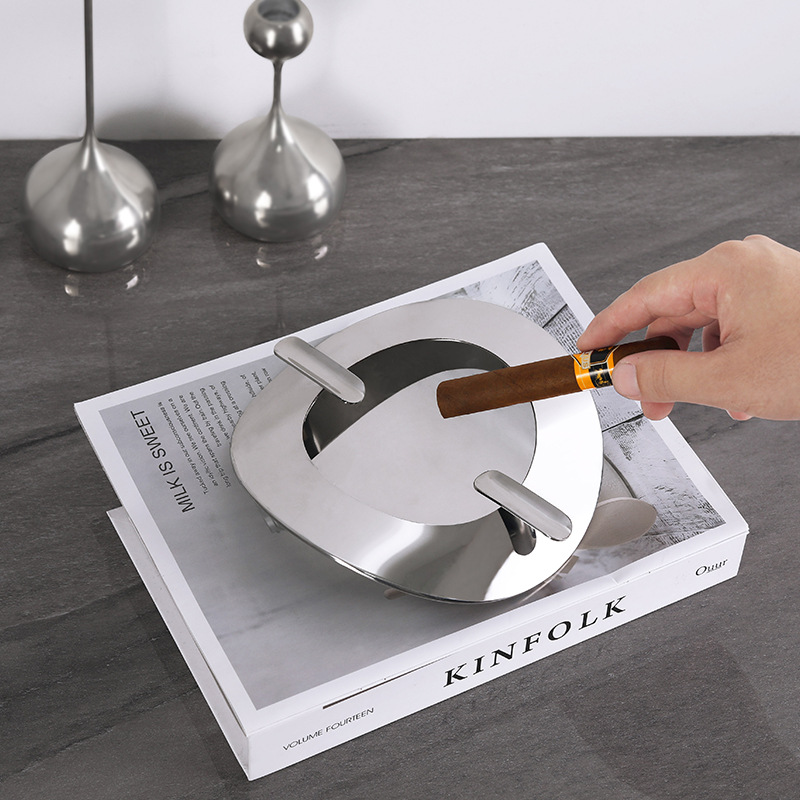 Stainless Steel High-grade Ashtray Decoration Simple Light Luxury Anti-fly Ash Living Room Household Metal silver Curved Surface Ashtray