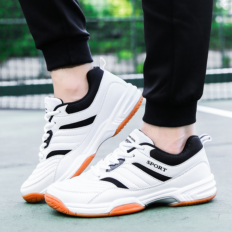 Picture of Cross-border plus size lightweight new public version professional badminton shoes men's elastic breathable student training tennis sneaker