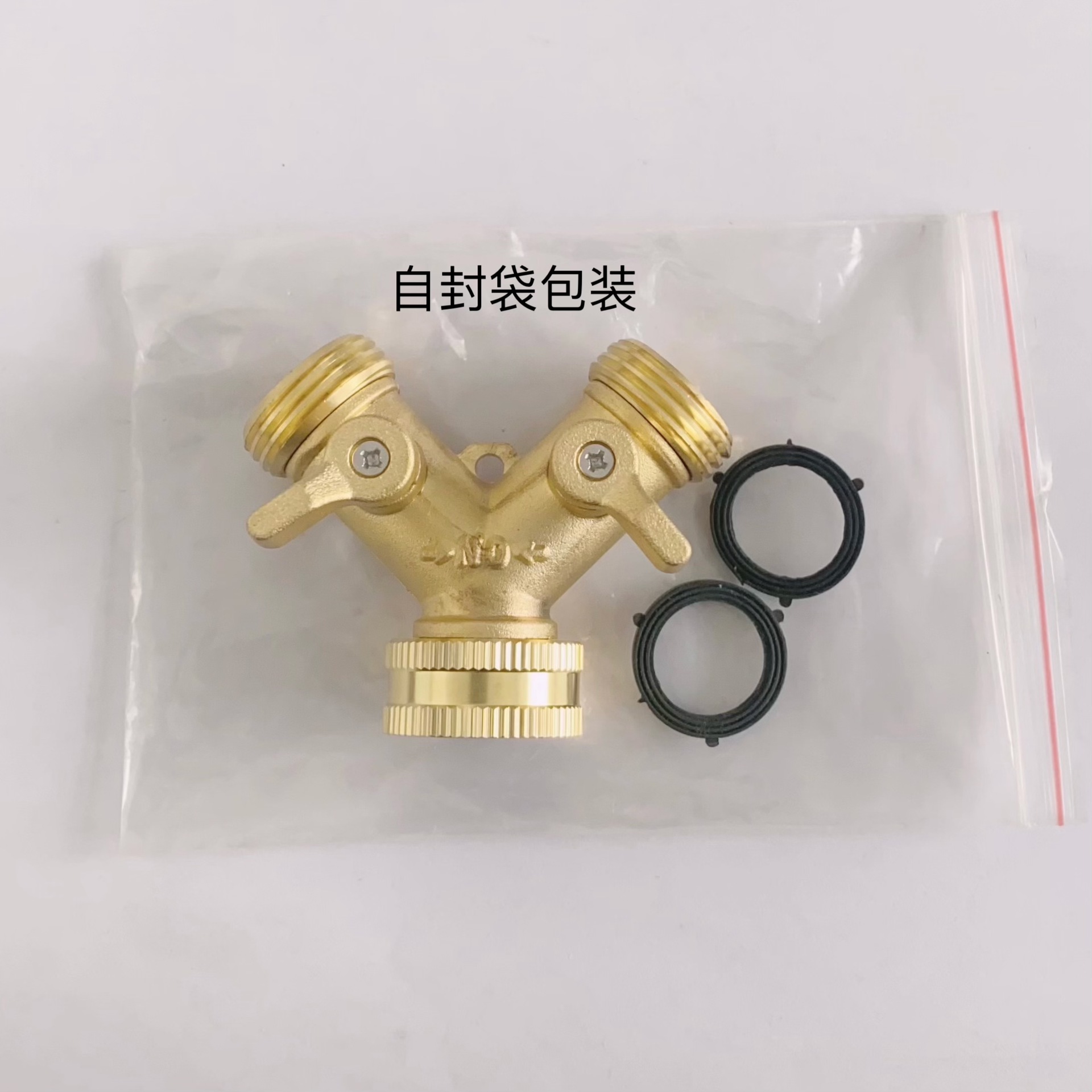 Picture of Garden Copper Connector 3/4 All-Copper Diverter 6-Point Faucet One-To-Two Connector Y-Shaped Garden Hose Diverter