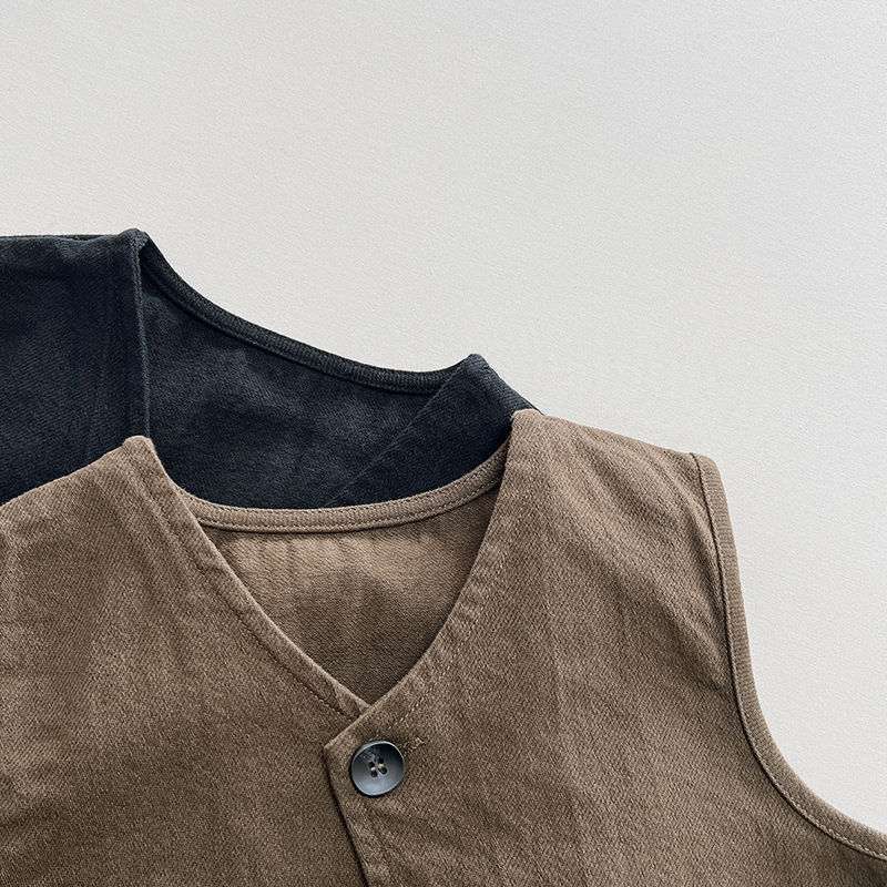 Picture of Jane Chao Feng ~ Spring and Autumn New Boys and Girls Japanese Korean Style Waistcoat Children's Retro Simple All-match Vest