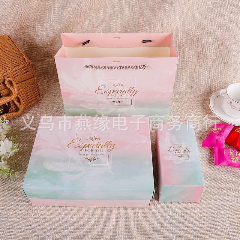 Feather gradient wedding mixing gift box candy box gift box candy box festive supplies wholesale direct sales