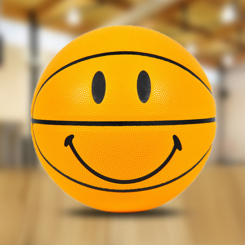 Factory wholesale smiling face basketball moisture absorption pu indoor and outdoor cement wear-resistant No.7, No.4, No.5, No.6 smiling basketball