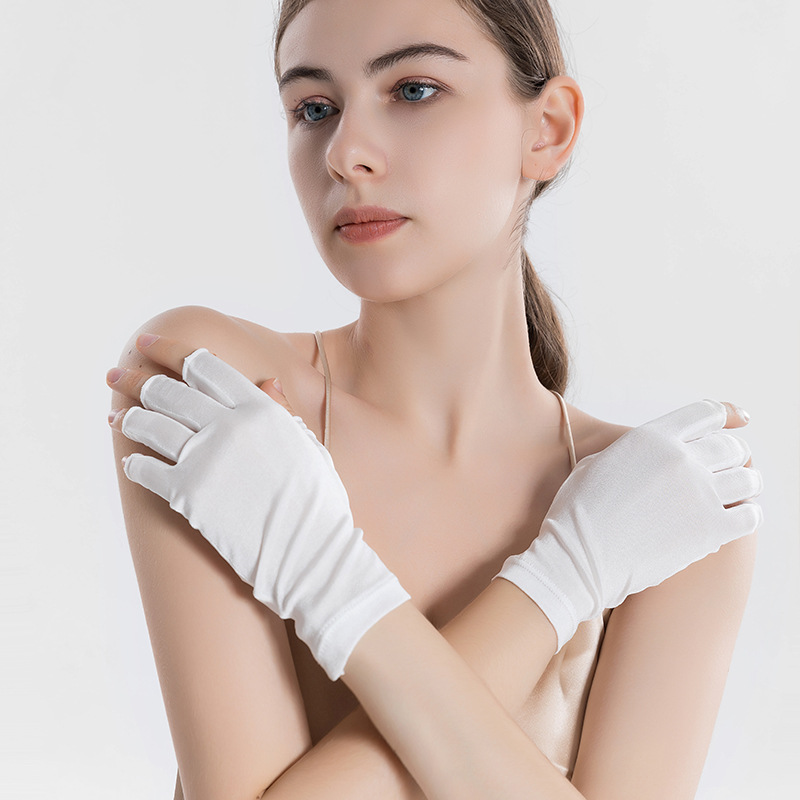 Picture of Huaye Silk Half-Finger Sun Protection Gloves for Men and Women with Touch Screen and Non-Slip 100% Mulberry Silk Fabric Thin Skin Care Gloves