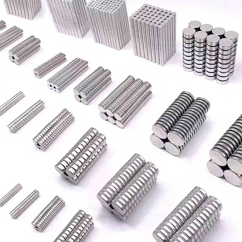Picture of in stock wholesale NdFeB magnet round 2-30mmN35 square magnetic sheet magnetic strong magnetic disc magnet