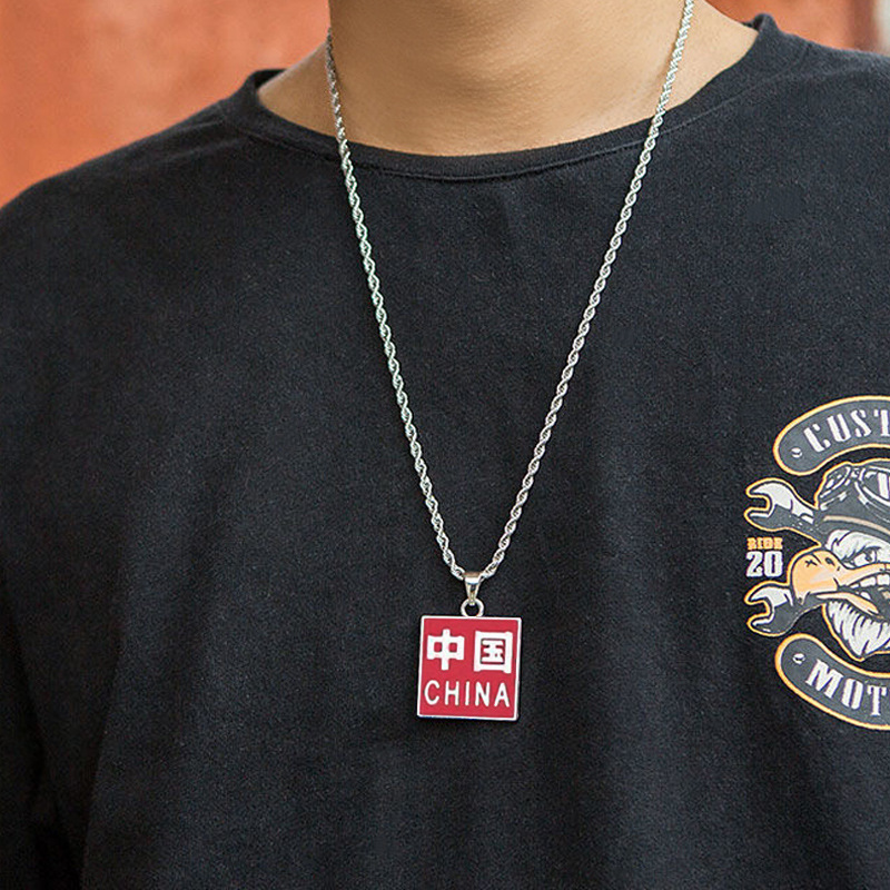 Picture of Ins National Trend Retro Sanxingdui Mask Gold Pendant Necklace for Men and Women Hip-Hop Cool Trendy Fashion Sweater Chain