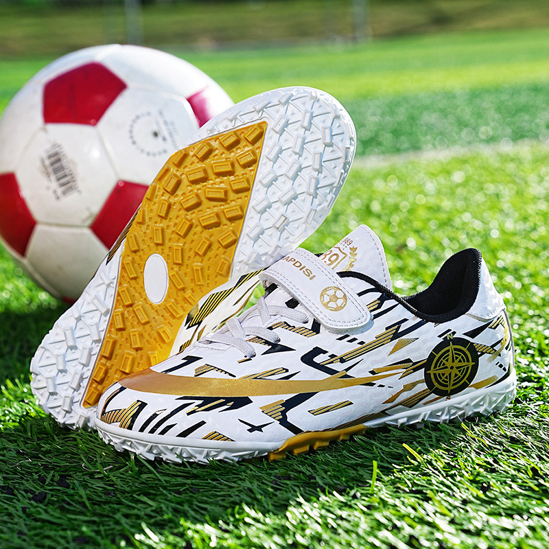 Football Shoes for Kidsren and Teenagers Velcro Boys and Girls Long Nails Broken Nails Flats Bottom Primary and Secondary School Students Competition Sneakers