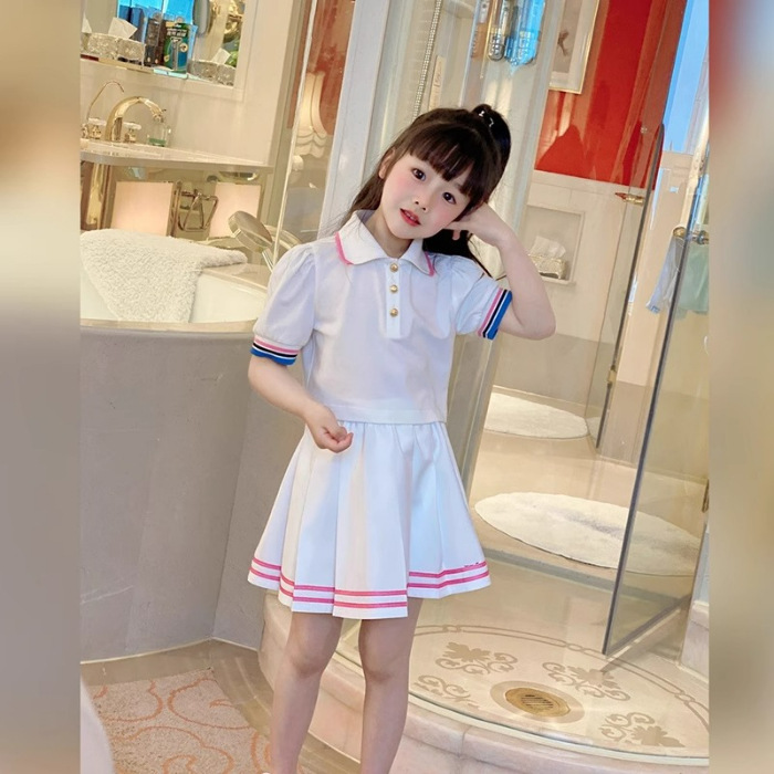 Picture of Girls' Summer College Style Suit Skirt New Short-Sleeved Pleated Skirt Fashionable Korean Style Two-Piece Set for Middle and Large Children