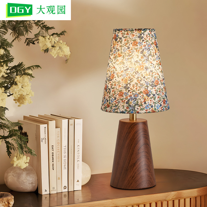Picture of Vintage solid wood floral table lamp bedside small lamp medieval high-level atmosphere lamp living room bedroom high-value nightlight