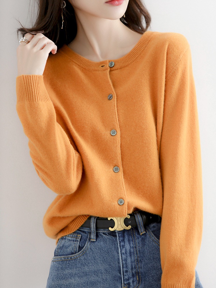 Picture of 2023 autumn and winter new women's round neck cardigan bottoming shirt Korean style long sleeve fashion soft knitted small coat