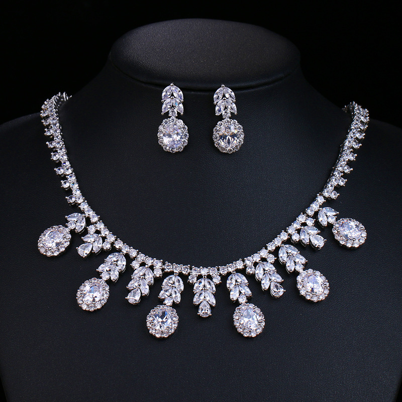 AliExpress Hot Sale Luxury Bridal Zircon Necklace Earrings Set European and American Fashion Two-piece Factory Outlet First