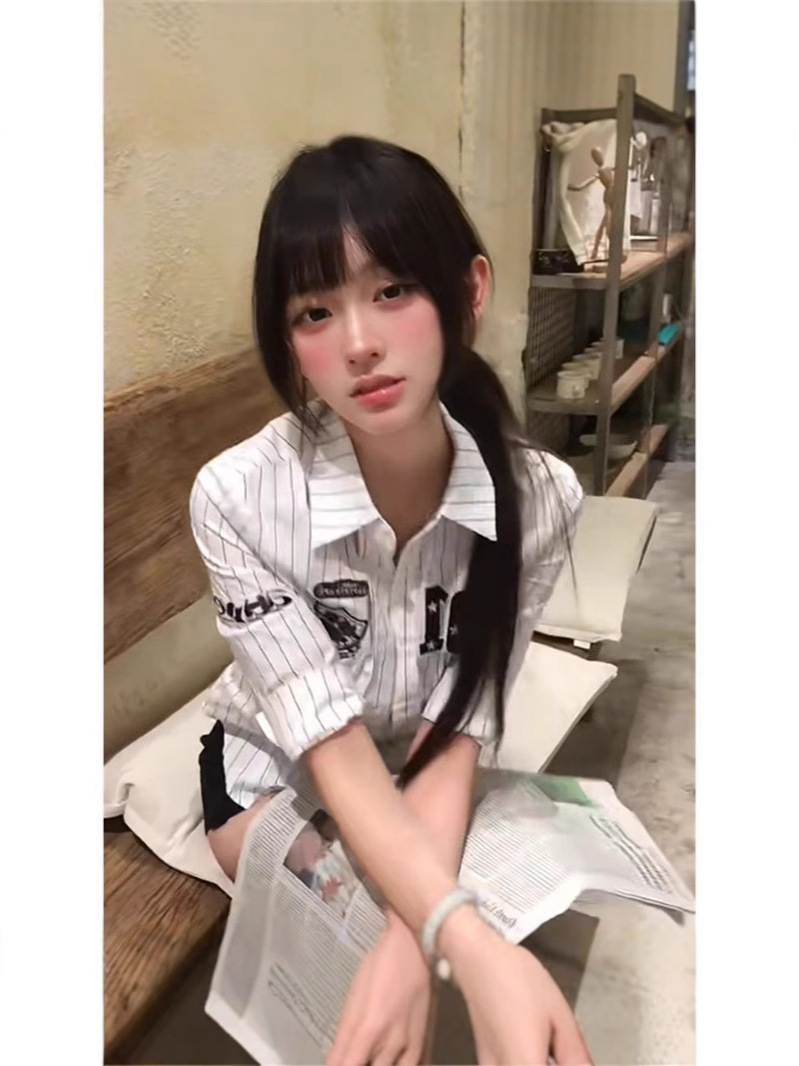 Picture of Spice Girl Striped Waist Shirt Women's Summer 2025 New Niche Design Unique Chic Shirt Top