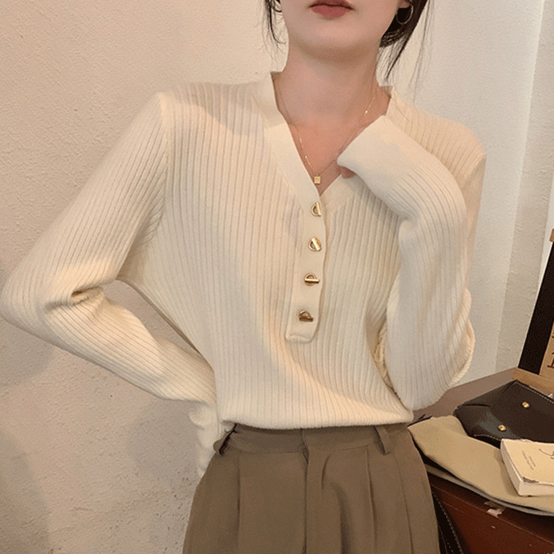 2023 autumn and winter New V-neck knitted bottoming shirt women's high-grade French slimming sweater inner long-sleeved shirt fashion