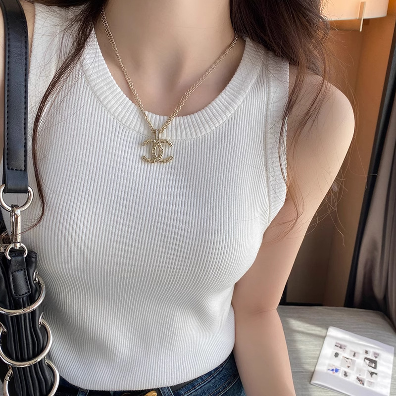 Picture of Knitted Camisole Women's Inner Wear 2025 Summer New Wide Shoulder Bottoming Slim Sleeveless Outer Wear Breast-Covering Top