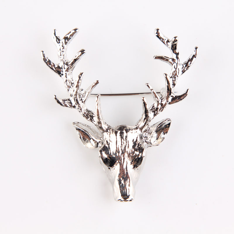 Picture of Lanhao European and American New Fashion Christmas Brooch Christmas Tree Shoes Elk Wreath Snowflake Bell Pin Women