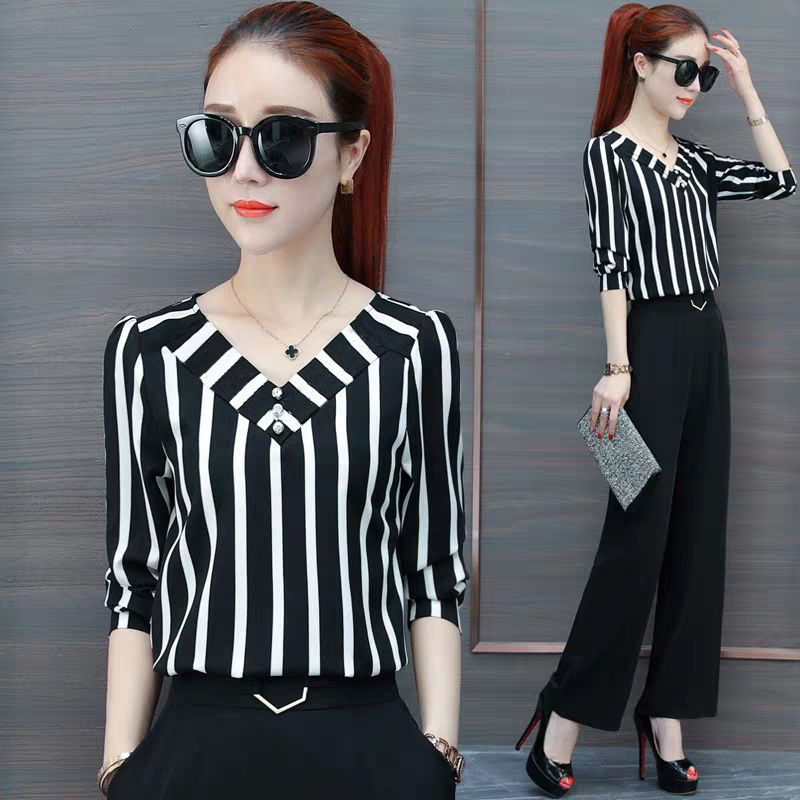 Picture of 2025 Spring and Autumn Korean Fashion New Striped Shirt Women's Loose Slim Bottoming Shirt Cross-Border Women's Top Summer