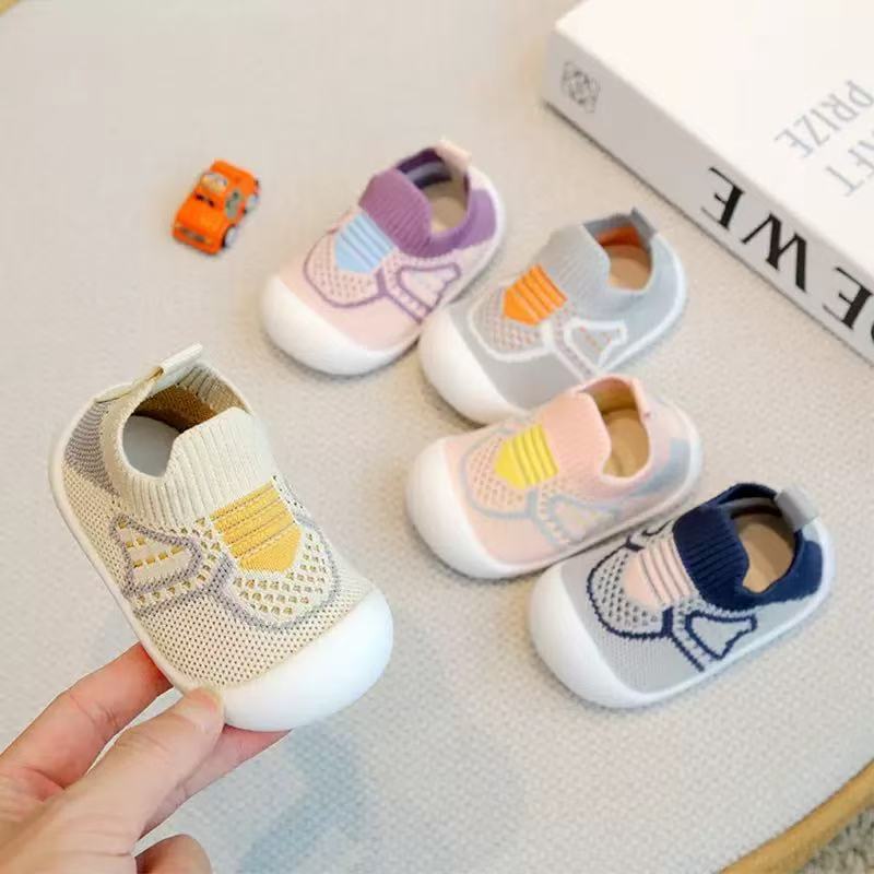 Spring and Autumn Baby Toddler Shoes Non-Slip Soft Sole Baby Breathable Mesh Socks Shoes One-Step 1-3 Years Old Toddler Shoes