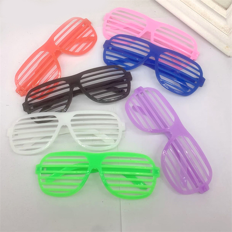 Picture of Blinds Glasses Frame Masquerade party party Glasses party Decorative Glasses No Lenses