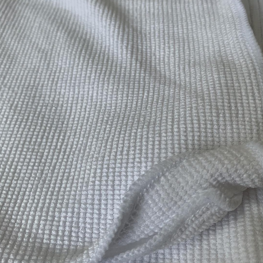 Picture of Microfiber Towel for Wiping Cars and Machines, Absorbs Water and Oil, Quick-Drying, Stain Removal, Machine Washable, Absorbent and Quick-Drying