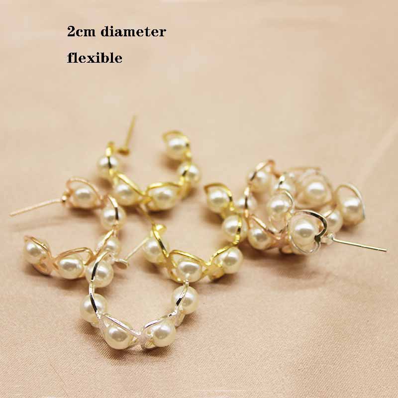 Picture of Cross-border C- shaped Joker Korean Pearl Elegant Earrings Love Creative Small Ear Ring