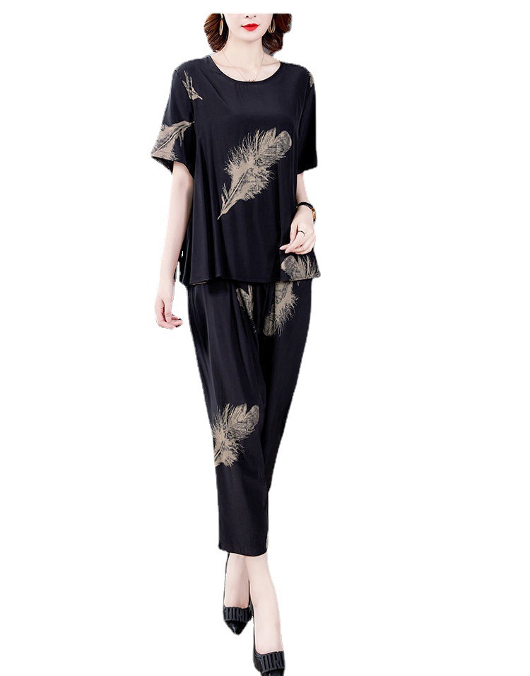 Picture of Middle-aged and elderly women's clothing mother 2021 new large size fashion suit women's summer Western style age-reducing harem pants two-piece set