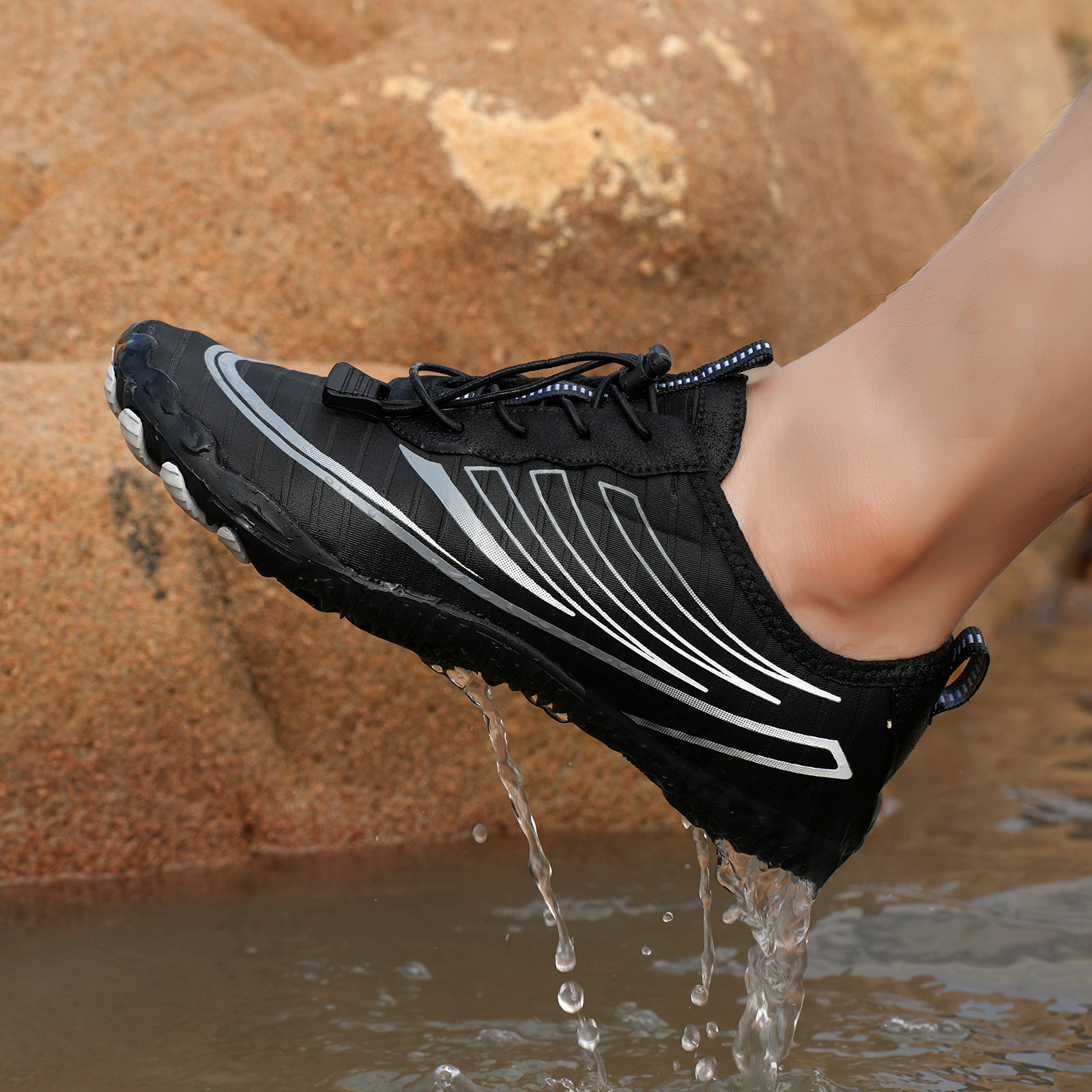 New outdoor beach women's swimming shoes barefoot quick-drying wading shoes barefoot shoes hiking climbing shoes surfing shoes men