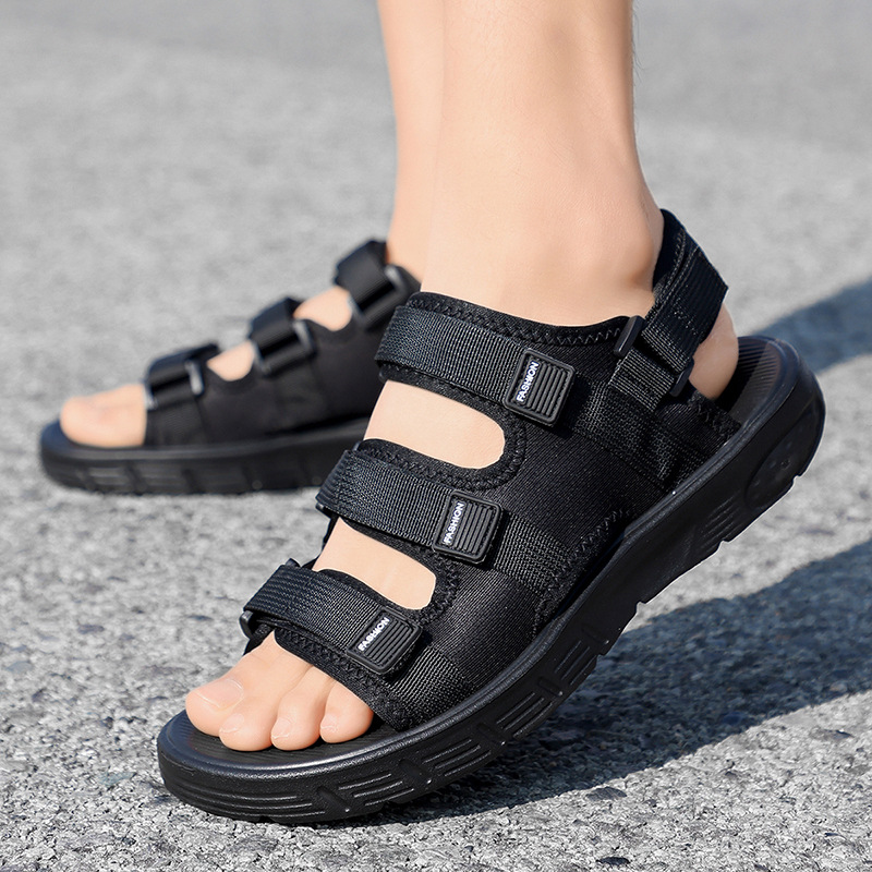 Factory Summer Men's Sandals Soft Sole Beach Shoes Young Men Trendy Driving Outdoor Fashion in Stock