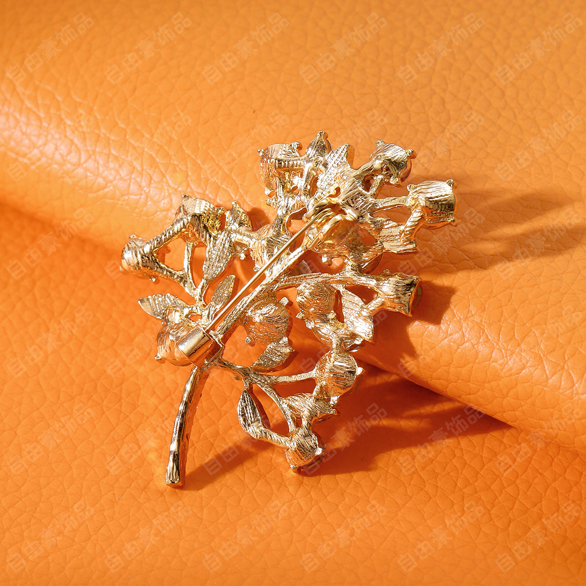 Picture of New High-grade Lucky Tree Brooch Ins High-end Clothing Accessories Diy Corsage All-match Exquisite Anti-walking Pin