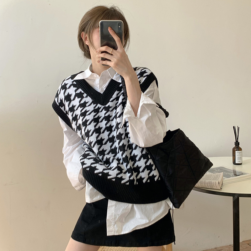 Picture of Houndstooth Vest Knitted Sweater 2022 Women's Autumn New Korean Loose Outer Wear Pullover Sweater Top