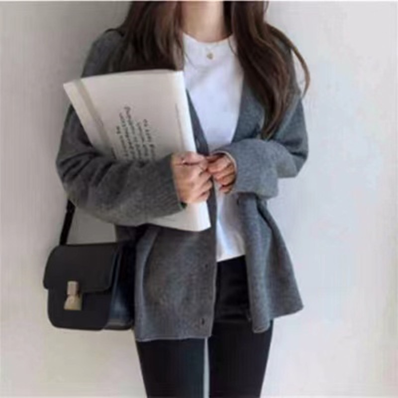 Picture of 2025 Spring & Fall New Loose Long-Sleeved Top Lazy Style Soft Waxy V Neck Knitted Cardigan Jacket Outer Sweater for Women