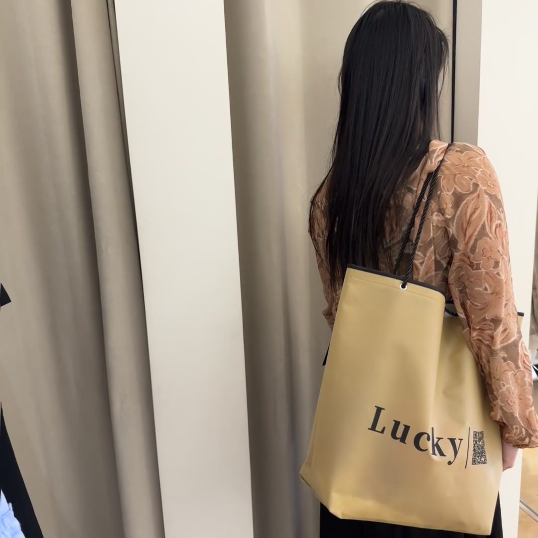 Custom-Made Thickened Non-Woven Bags in Stock for Women's and Children's Clothing Store Clothes Bags with Drawstring Handles for Shopping