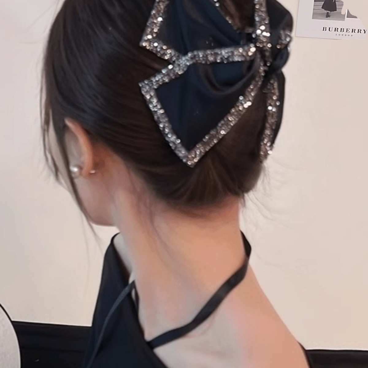 French Hepburn Style Grab Clip Women's High-end 2024 New Style Elegant Shark Clip Headwear Hairclip Women's Head Back