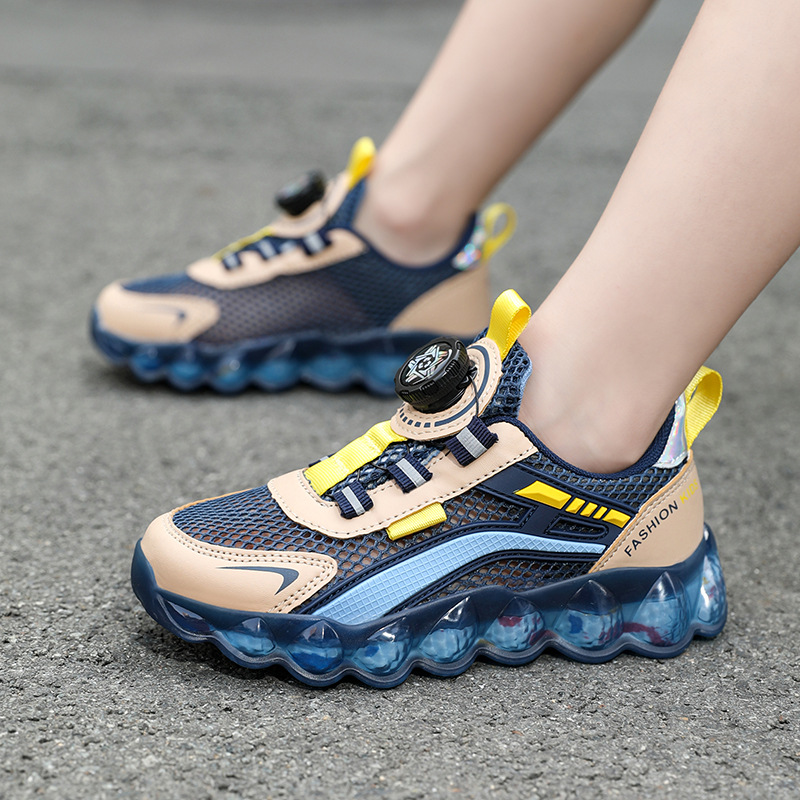 2024 New Button Shoes Men's Shoes Mesh Breathable Non-slip Lightweight Student sneaker Explosions Boys sneaker