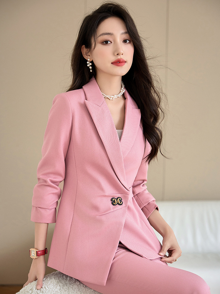 Picture of Black Suit Jacket Women's 2024 Autumn and Winter Design Sense Fashion Temperament Socialite Slim-fit Small Suit Host Dress