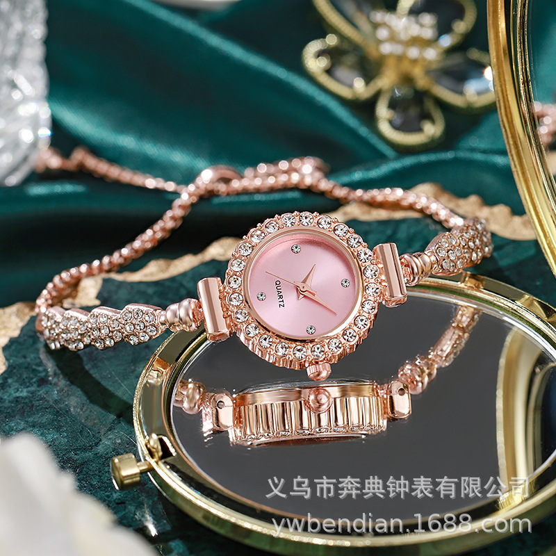 Picture of New women's quartz watch rhinestone women's watch small dial slim bracelet free adjustment jewelry quartz watch in stock