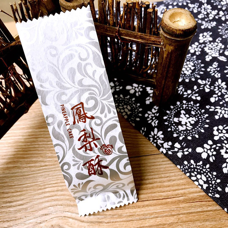 Pineapple cake silver packaging bag Taiwan soil pineapple cake packaging paper bag three-layer cotton paper bag baking packaging bag