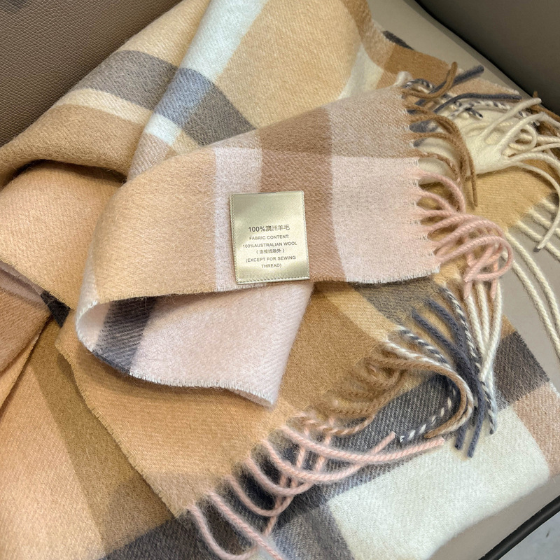 Picture of 2025 New British Wool Scarf Women's Autumn and Winter Plaid Warm Fashion Easiest for Match Middle-Aged Ladieswear's Scarf Gift
