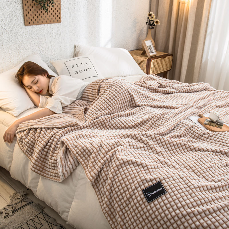 Picture of Blanket Quilt Coral Fleece Bed Sheet Blanket Bed Sheet Human Milk Fleece Thickened Flannel Winter Dormitory Student Fleece Blanket