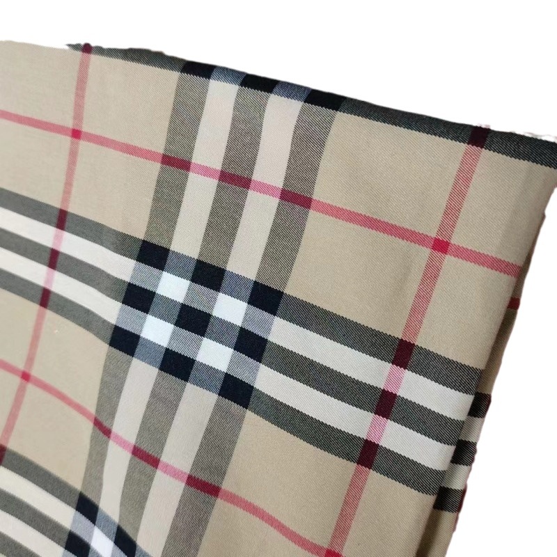 Polyester-Cotton Stretch Fabric Twill 60 Count Thickeneded High-Density Polar Three-Line Scottish Plaid Shirt Fabric