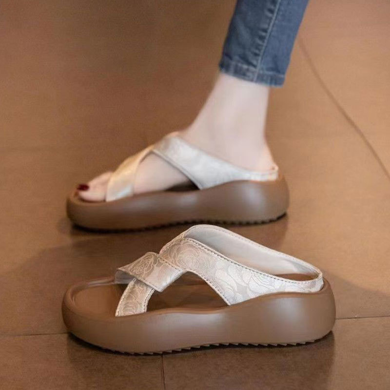 Thick-Soled Platform Sandals for Women's Summer Outer Wear 2024 New Style National Style with Skirt Embroidered Casual Beach Flip Flops