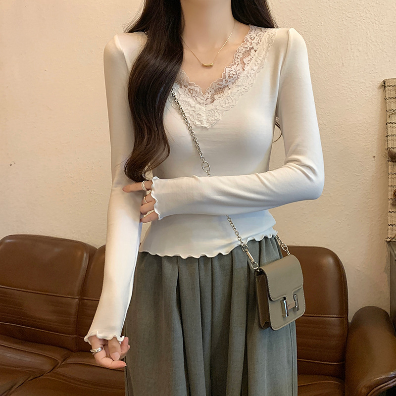 Korean New Long-sleeved T-shirt Women's Spring and Autumn Thin Trendy 2024 Slim-fit Elegant Lace Base Shirt V-neck Top Women's Clothing