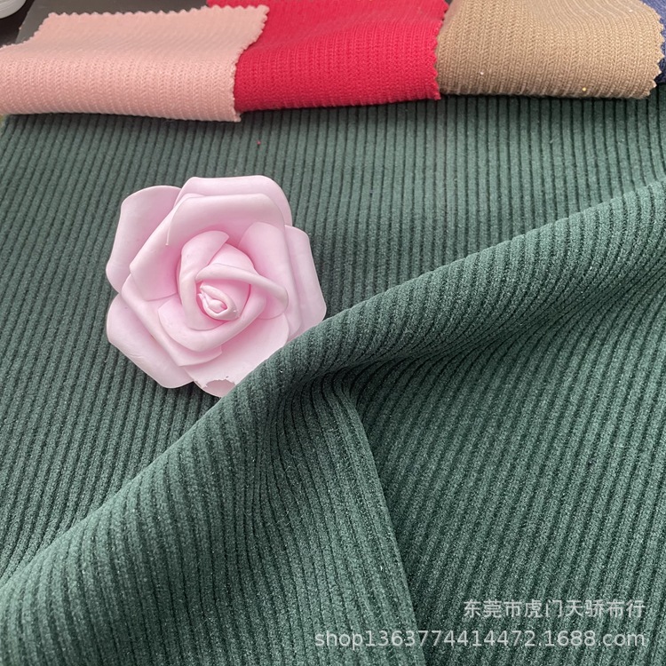 Spot supply of autumn and winter thick pit sanding flannel 440g polyester thick pit single rib clothing material