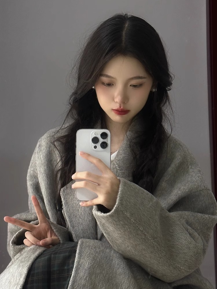 Picture of Autumn and Winter New Four-button Loose Korean Style Elegant Double-sided Cashmere Coat Mid-length Thickened Wool Coat for Women