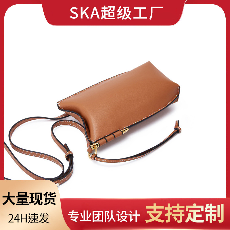 Picture of 2025 New Cross-Border Fashion Mini Bag Retro Genuine Leather Women's Bag Shoulder Crossbody Mobile Phone Bag Women Wholesale