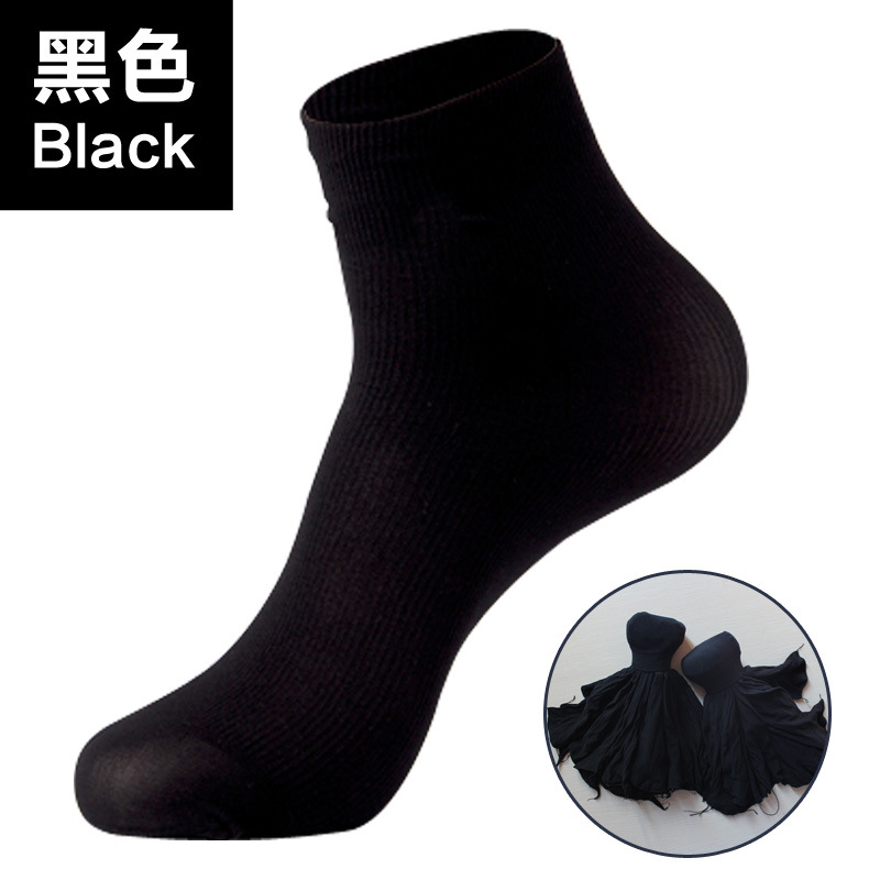 Picture of Disposable socks men's short tube children's playground skating shoes thin breathable stall stockings socks female manufacturers direct supply