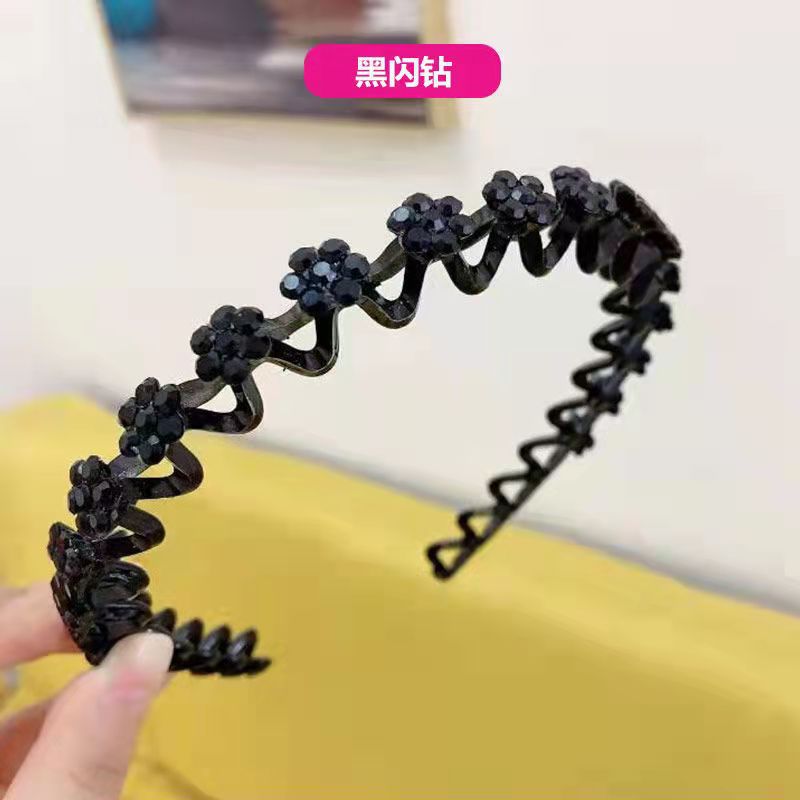 Picture of Pearl Rhinestone Headband for Women, Simple Retro Headband, Female Hairpin, Korean Internet Celebrity Elegant, Fairy Forest Style Super Fairy Headwear